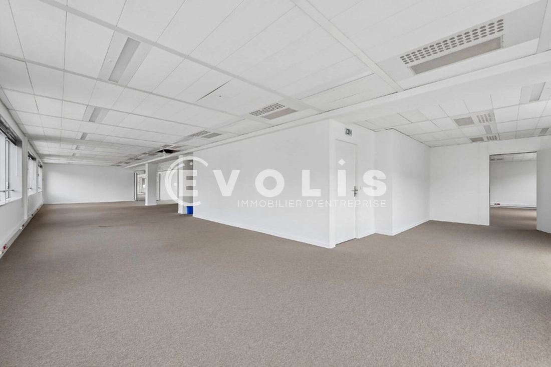 Photo 12 – location bureaux	LE KREMLIN BICETRE (94270)
