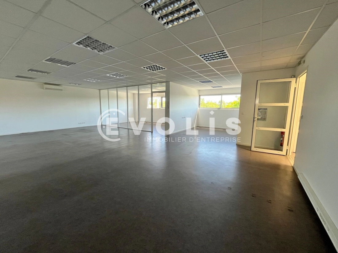 Photo 10 – location bureaux	ARTIGUES PRES BORDEAUX (33370)