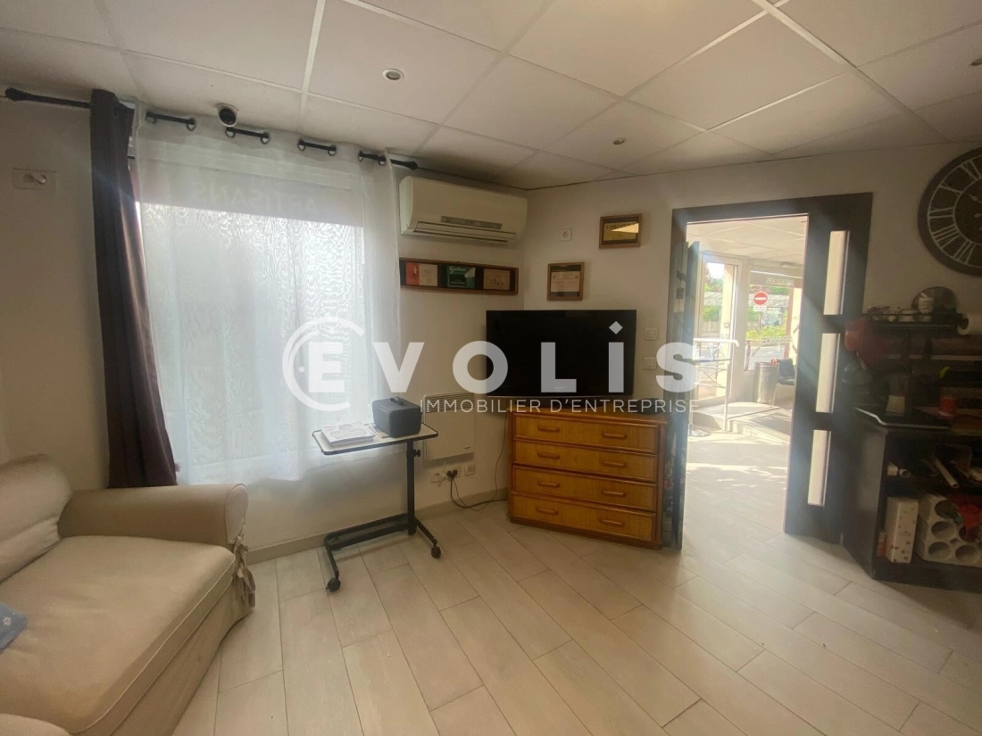 Photo 7 – vente Locaux commerciaux	VILLIERS SUR MARNE (94350)