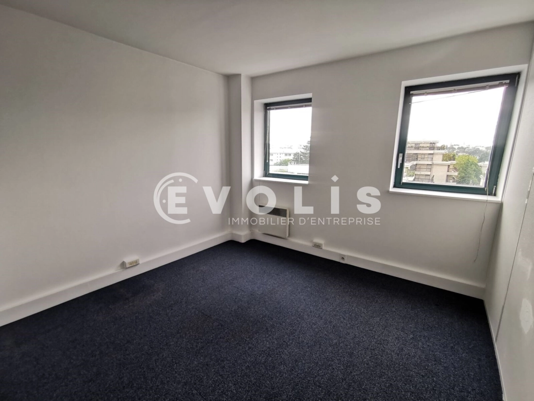 Photo 8 – location bureaux	BOURG LA REINE (92340)