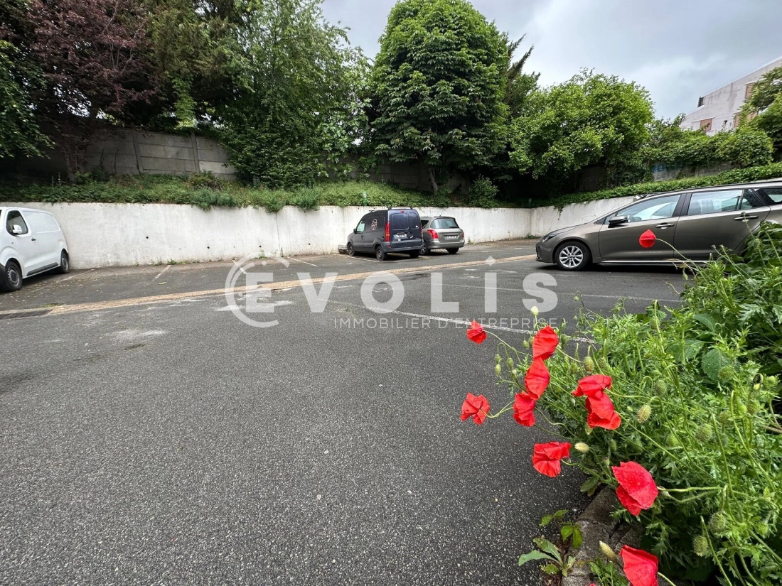 Photo 4 – location bureaux	MONTREUIL (93100)