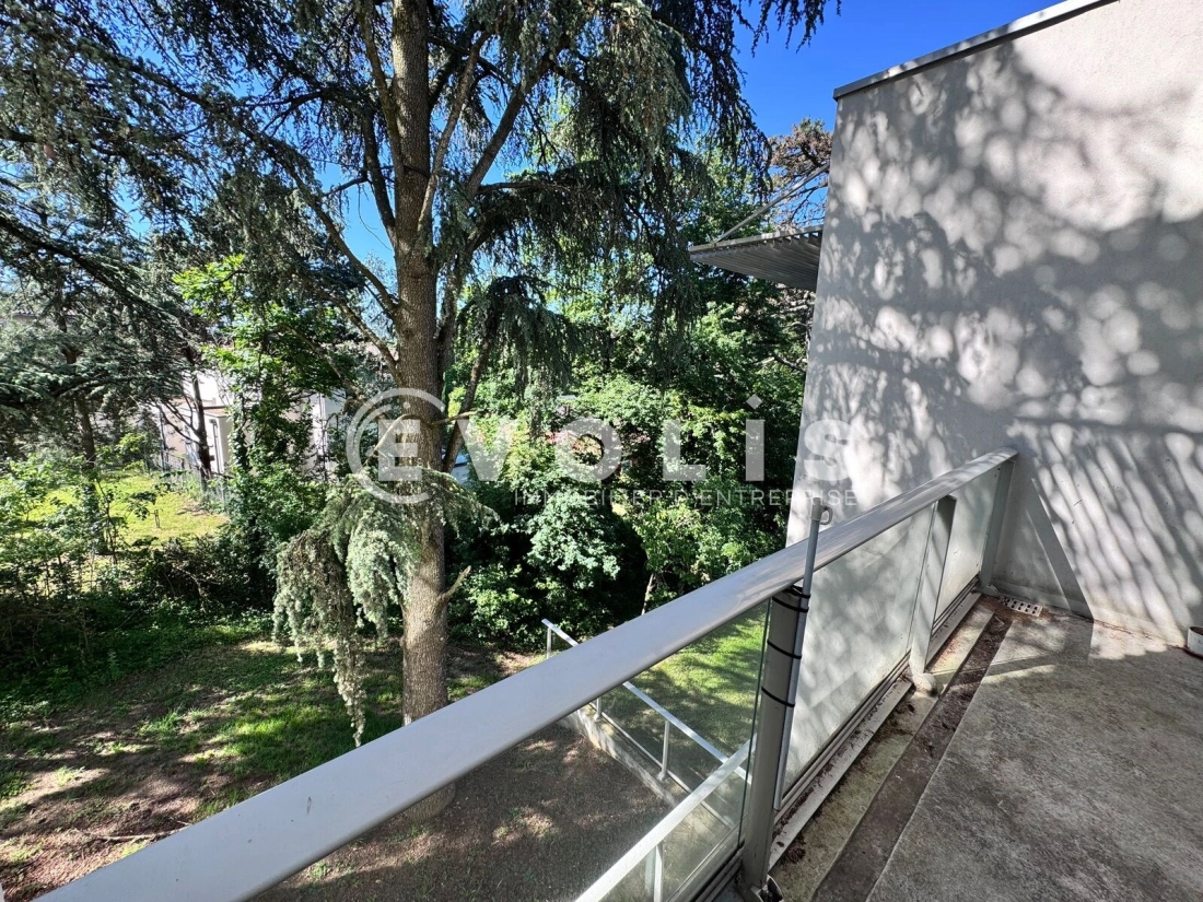 Photo 3 – location bureaux	ECULLY (69130)