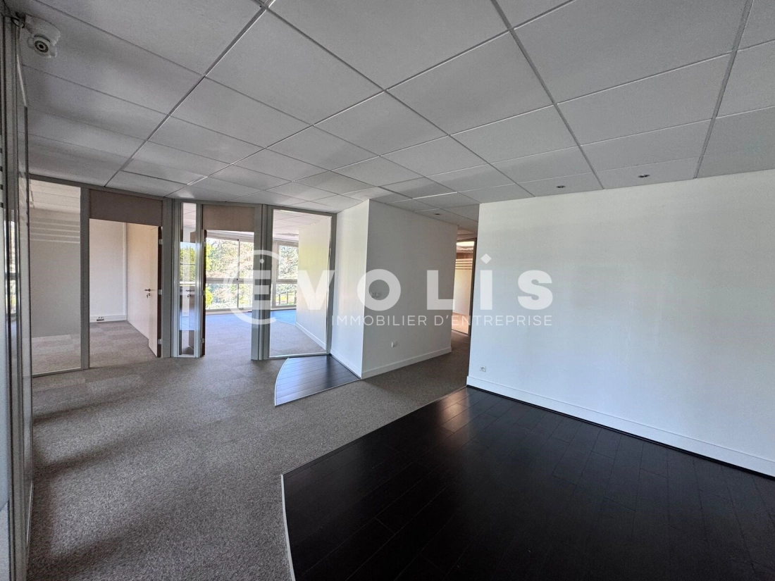 Photo 4 – location bureaux	ECULLY (69130)