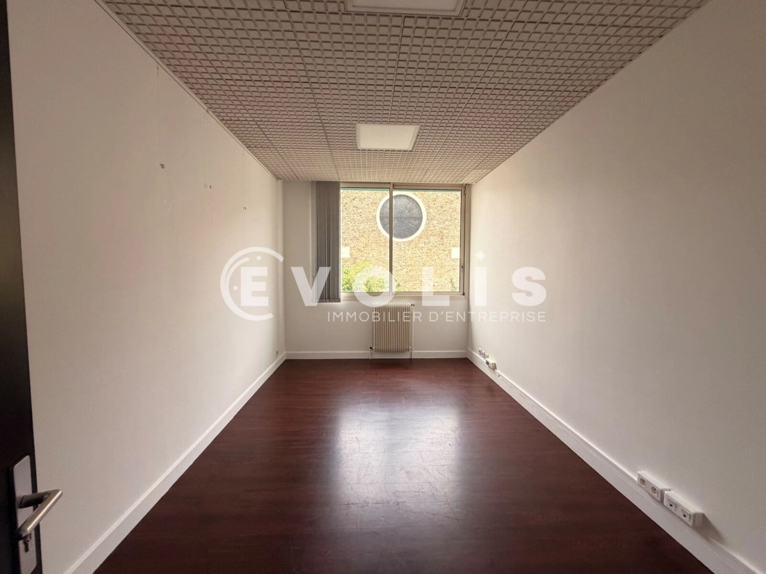 Photo 2 – location bureaux	PARIS (75016)