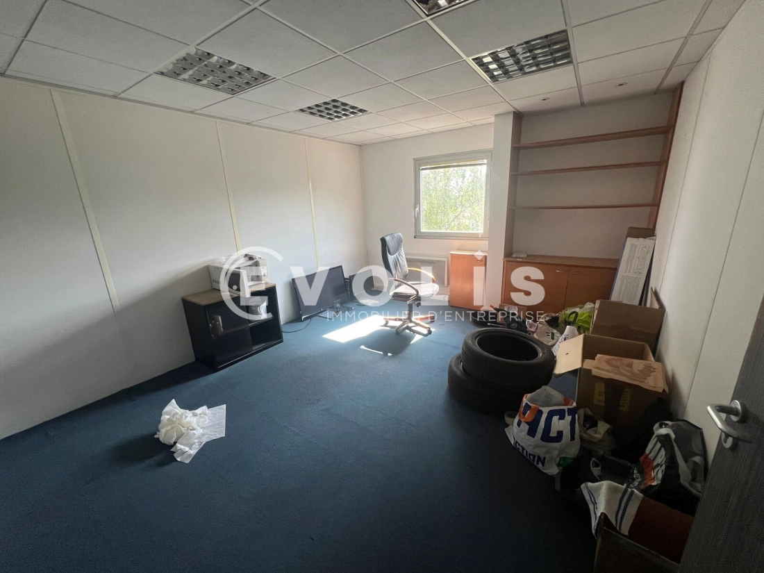 Photo 5 – location Entrepôts / activités	NEUILLY PLAISANCE (93360)