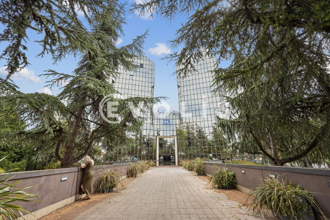 Photo 1 – location bureaux	CACHAN (94230)