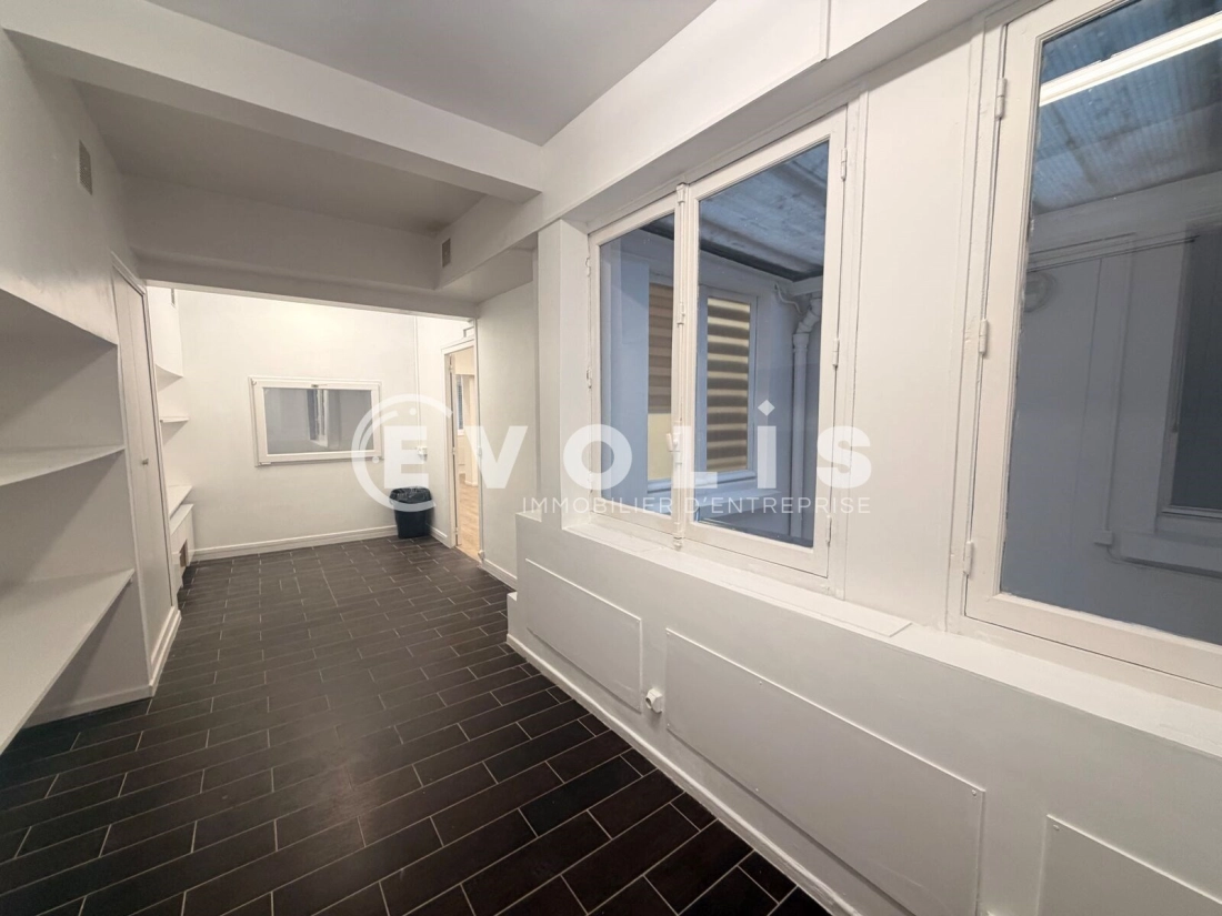 Photo 4 – location bureaux	PARIS (75001)