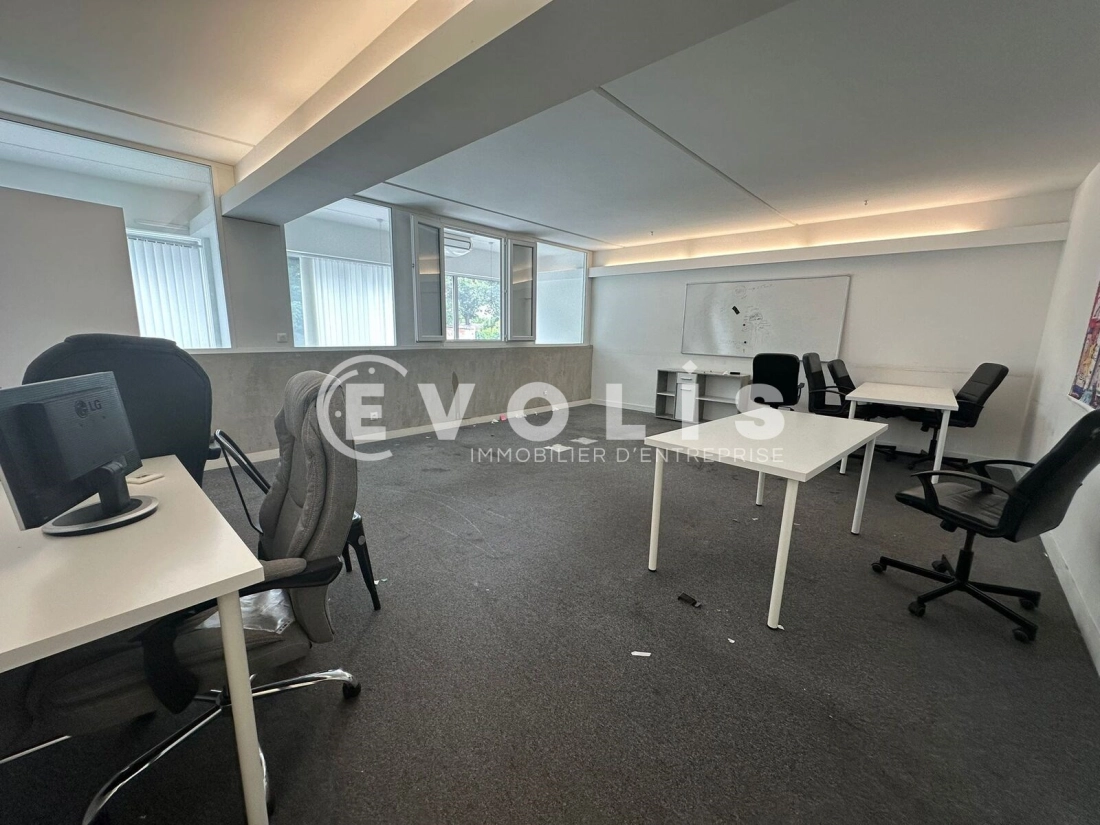 Photo 4 – location bureaux	LE KREMLIN BICETRE (94270)