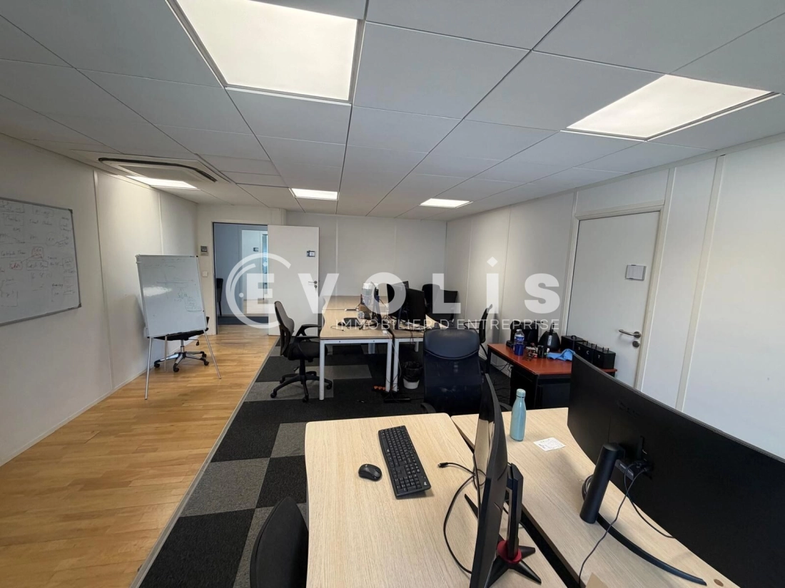 Photo 3 – location bureaux	FRESNES (94260)