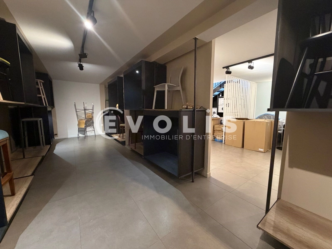 Photo 2 – vente bureaux	IVRY SUR SEINE (94200)