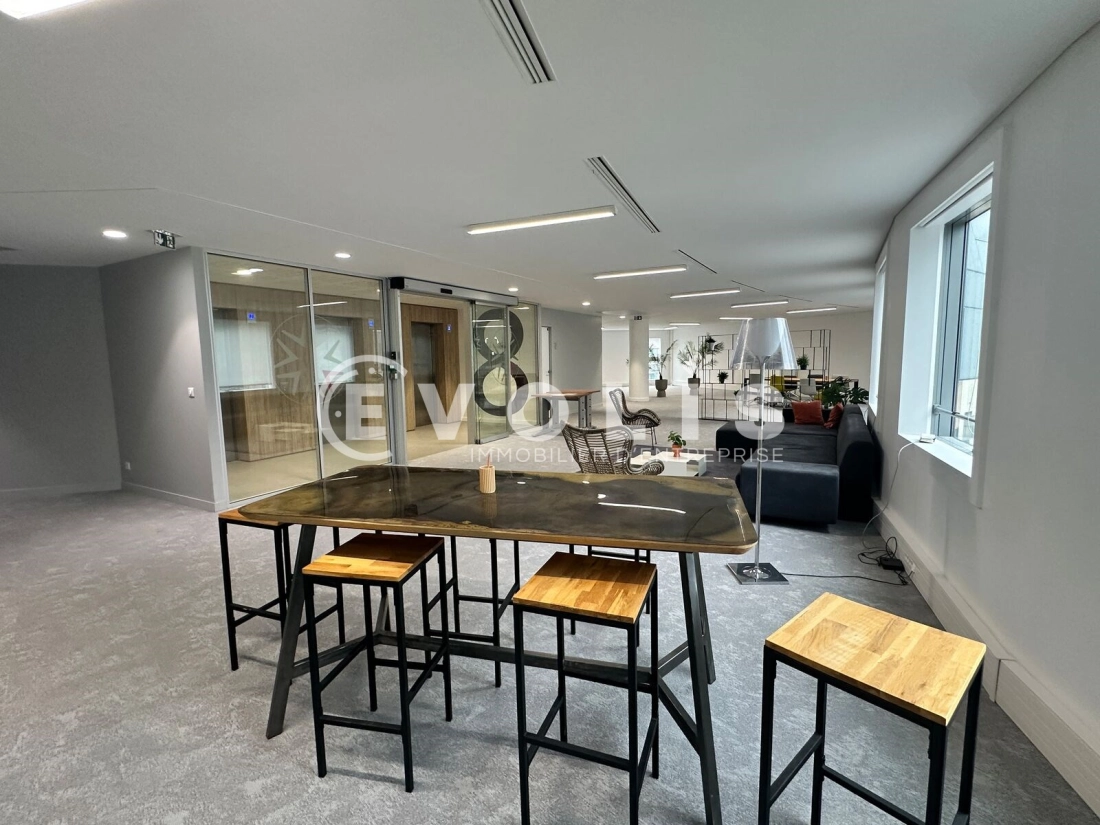 Photo 10 – location bureaux	PUTEAUX (92800)