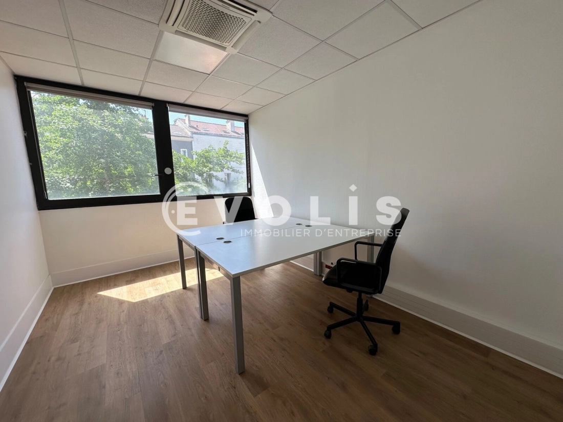 Photo 2 – location bureaux	IVRY SUR SEINE (94200)