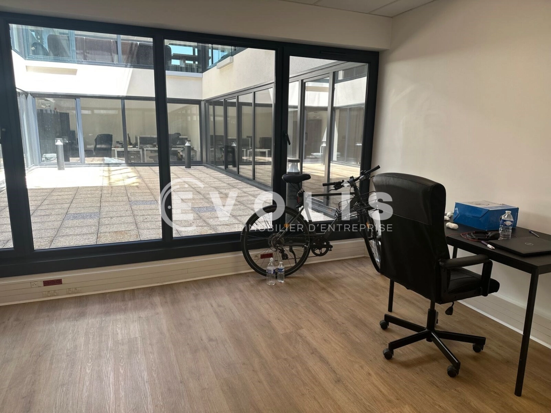 Photo 3 – location bureaux	IVRY SUR SEINE (94200)