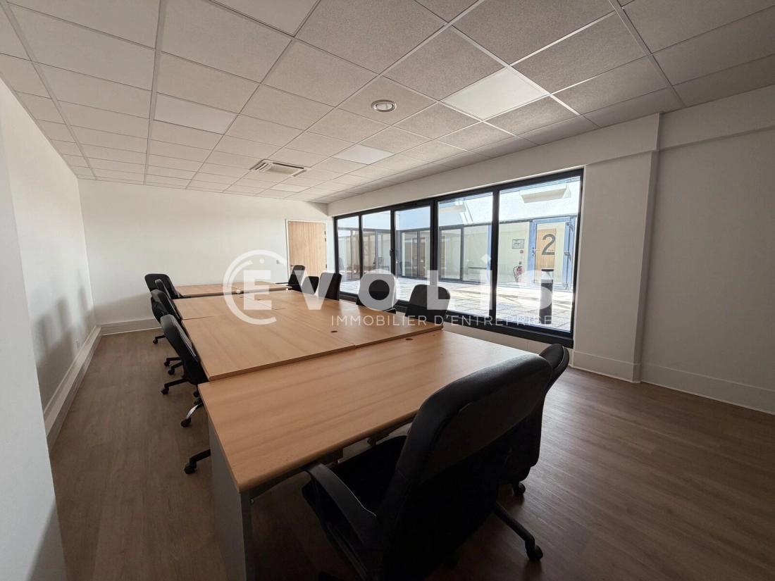 Photo 5 – location bureaux	IVRY SUR SEINE (94200)