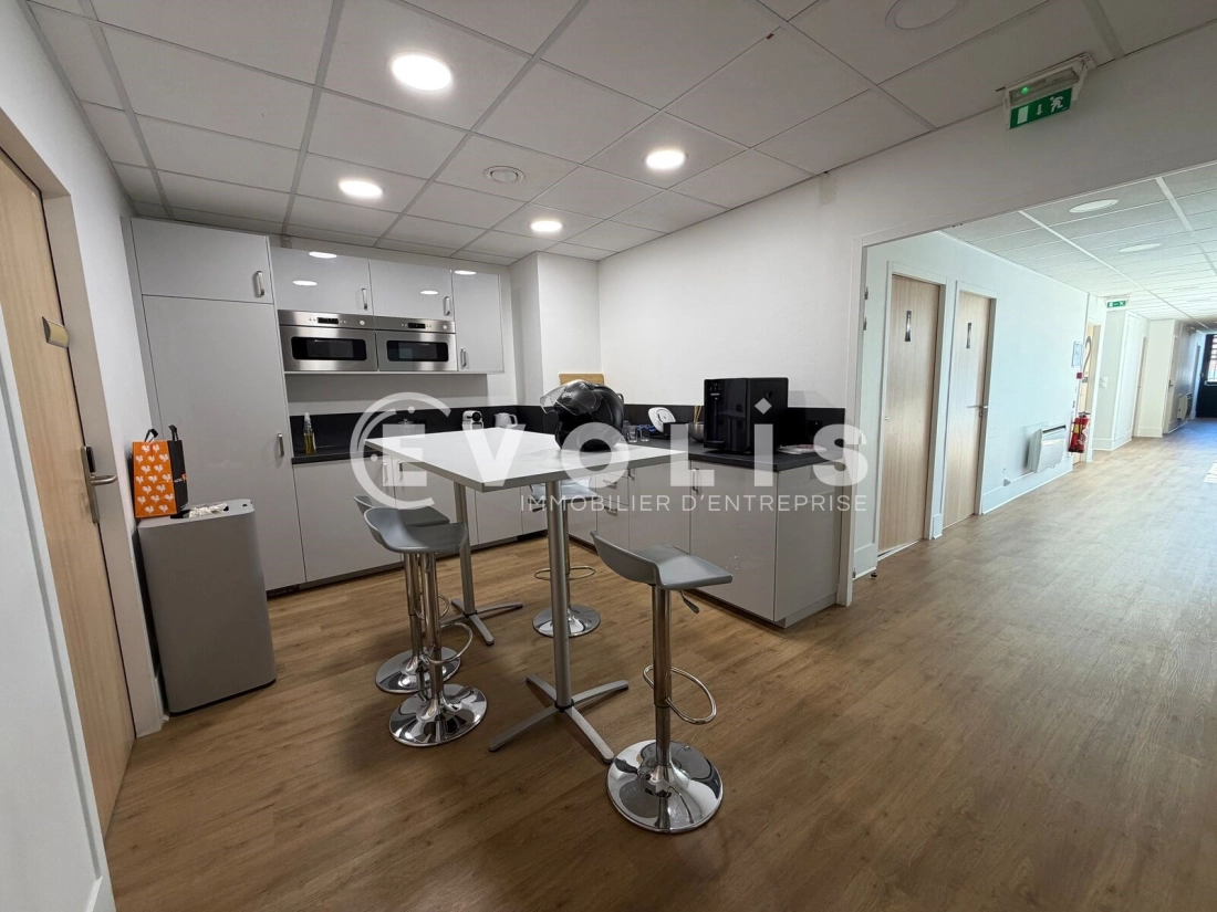 Photo 6 – location bureaux	IVRY SUR SEINE (94200)