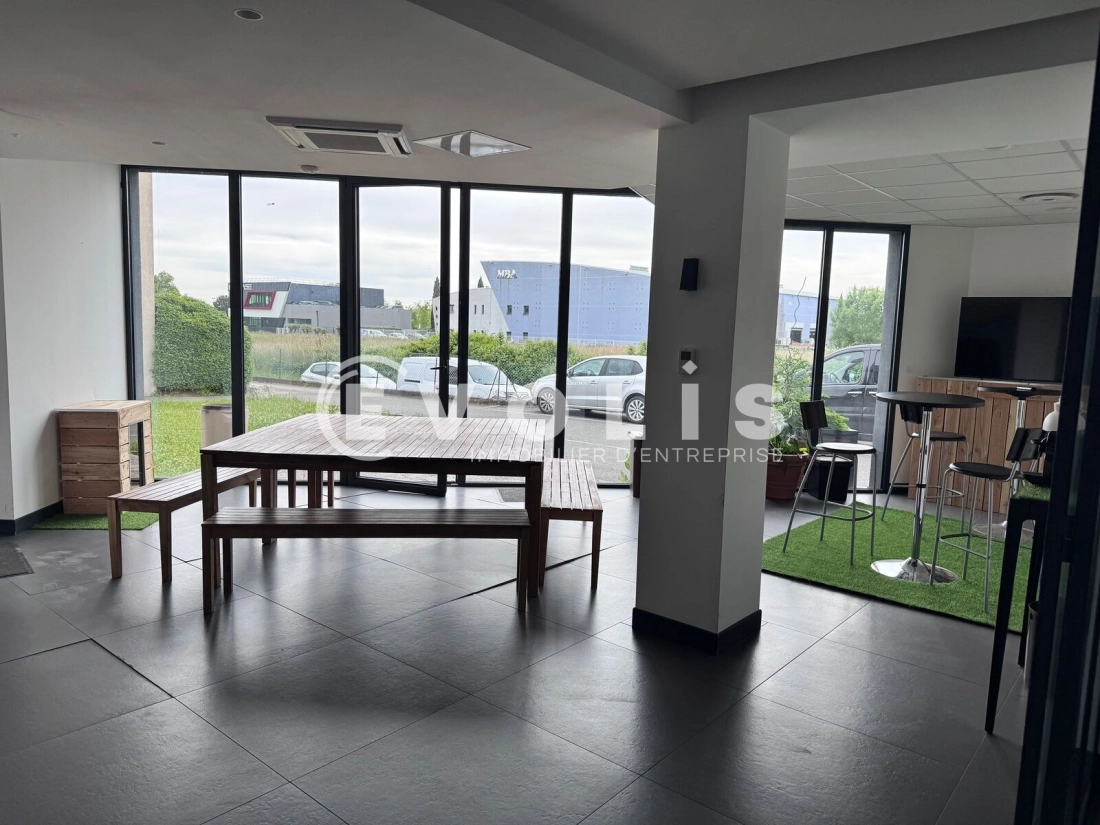 Photo 2 – location bureaux	LIMONEST (69760)