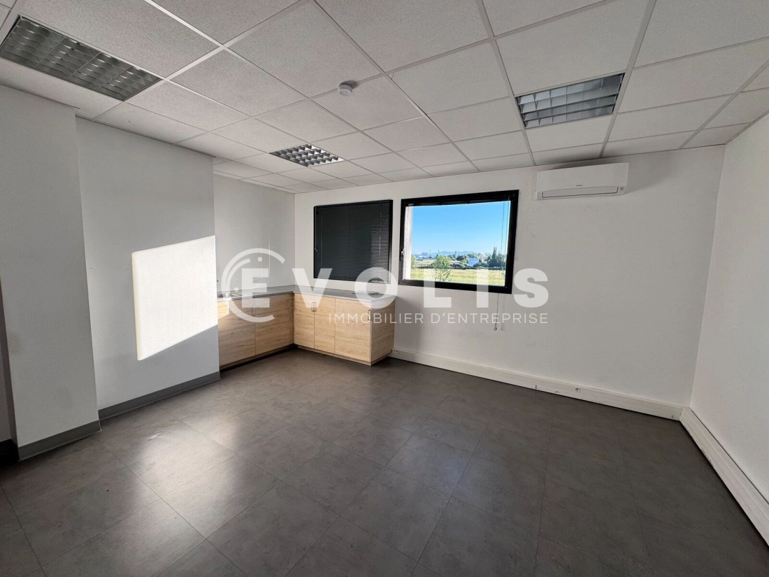 Photo 5 – location bureaux	RILLIEUX LA PAPE (69140)