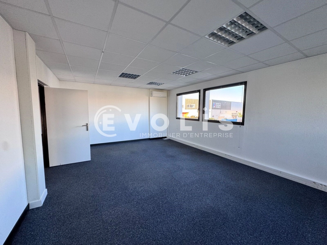 Photo 7 – location bureaux	RILLIEUX LA PAPE (69140)