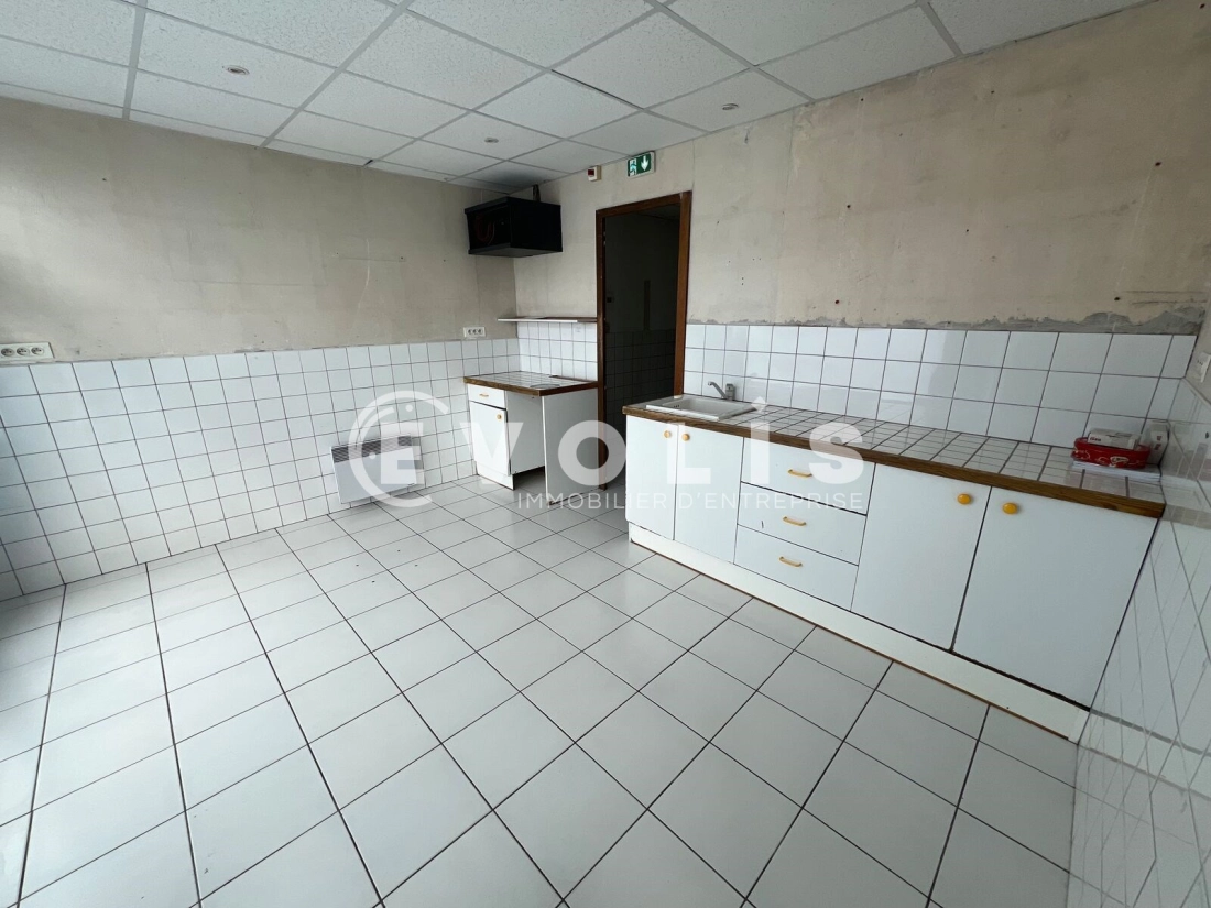Photo 5 – location Locaux commerciaux	ROISSY EN BRIE (77680)
