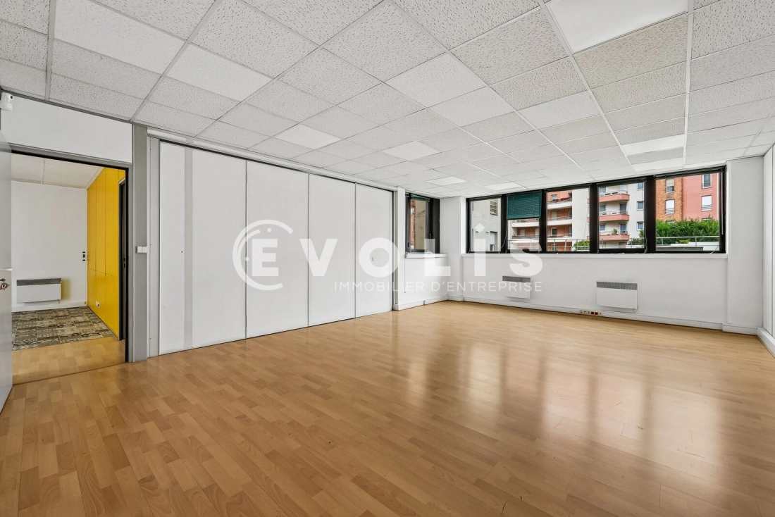 Photo 3 – vente bureaux	LE KREMLIN BICETRE (94270)