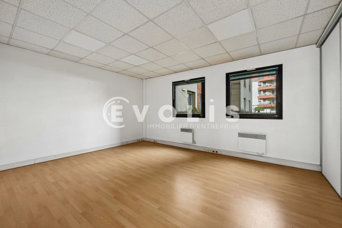 Photo 9 – vente bureaux	LE KREMLIN BICETRE (94270)