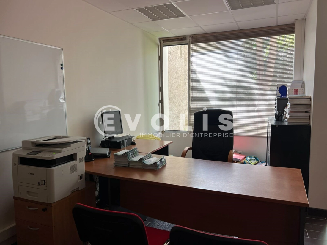 Photo 6 – vente bureaux	PARIS (75020)