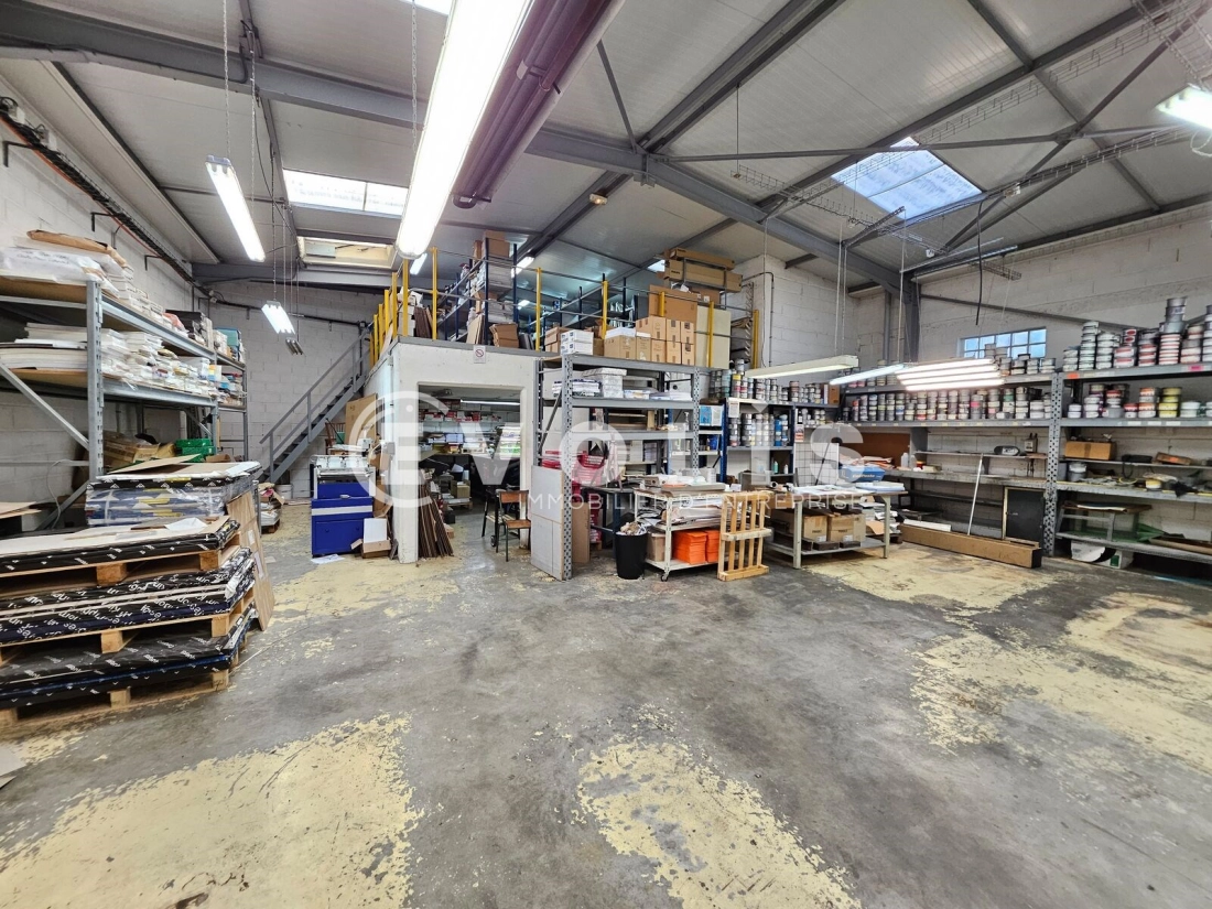 Photo 2 – location Entrepôts / activités	ARCUEIL (94110)