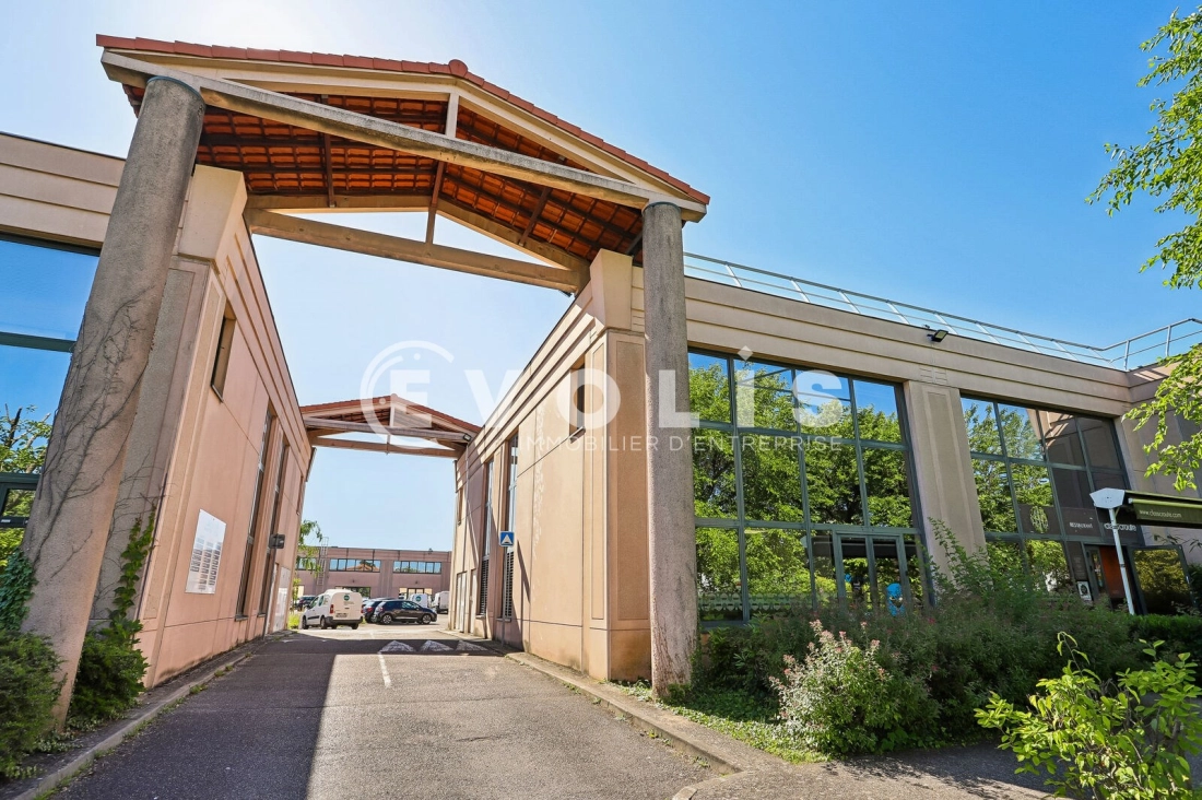 Photo 1 – vente bureaux	BRON (69500)