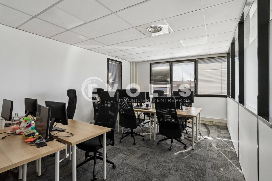 Photo 8 – vente bureaux	BRON (69500)