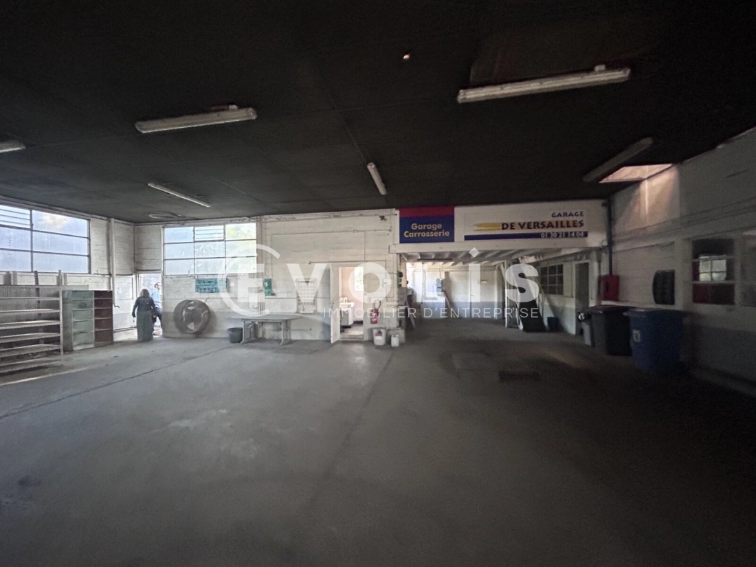 Photo 2 – vente Entrepôts / activités	VERSAILLES (78000)