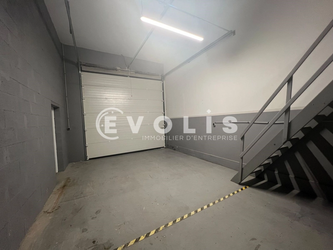 Photo 8 – location Entrepôts / activités	MARCOUSSIS (91460)