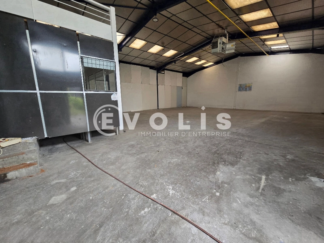 Photo 4 – location Entrepôts / activités	EPINAY SOUS SENART (91860)