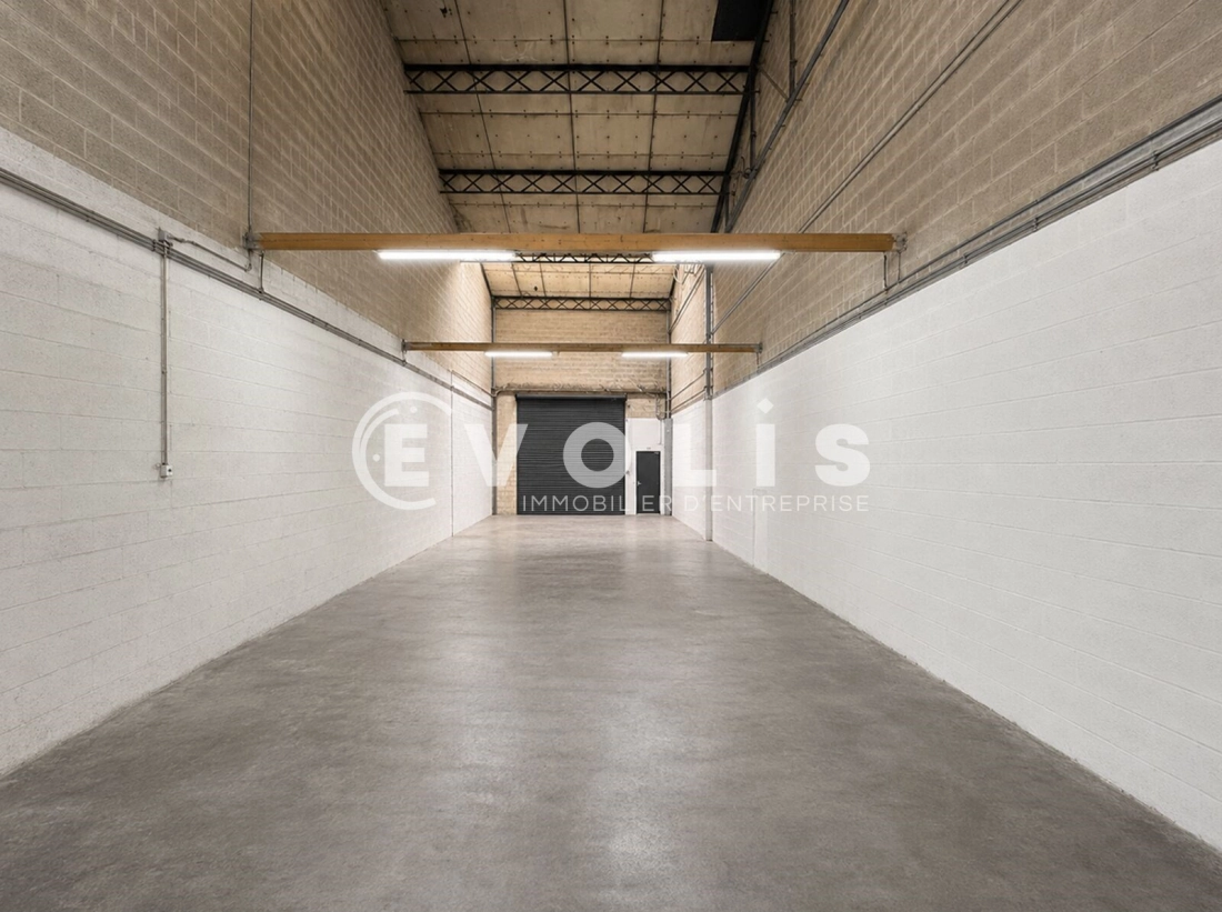 Photo 2 – vente Entrepôts / activités	NOISY LE SEC (93130)