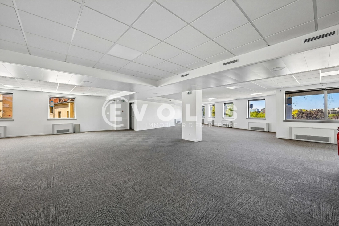 Photo 11 – location bureaux	SEVRES (92310)