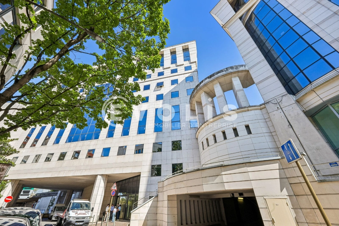 Photo 1 – location bureaux	SEVRES (92310)