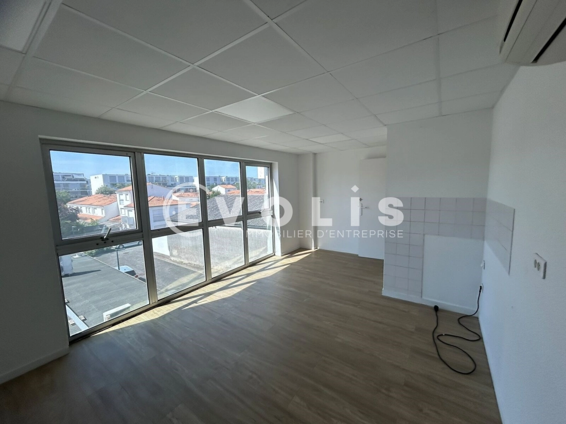 Photo 4 – location bureaux	BORDEAUX (33300)