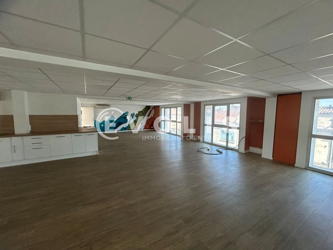 Photo 1 – location bureaux	BORDEAUX (33300)