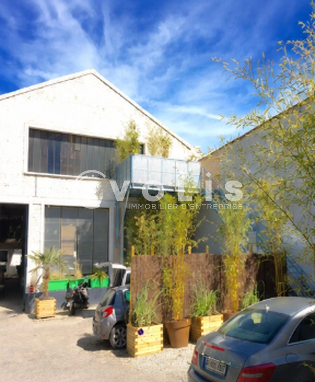 Photo 1 – location Entrepôts / activités	IVRY SUR SEINE (94200)