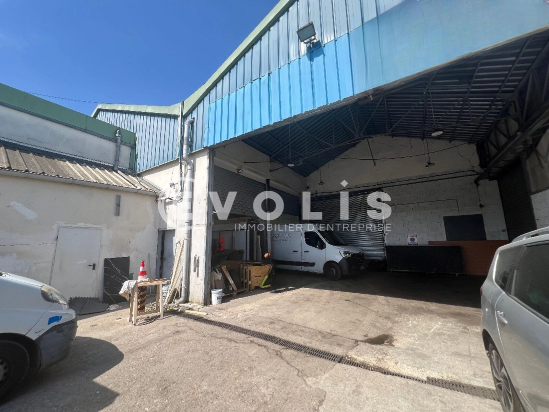 Photo 4 – location Entrepôts / activités	VILLENEUVE LE ROI (94290)