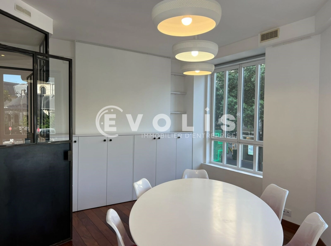 Photo 4 – location bureaux	PARIS (75003)