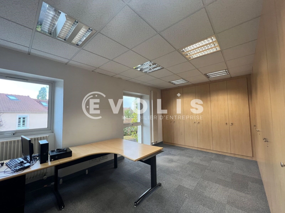 Photo 12 – location bureaux	LIMOURS (91470)