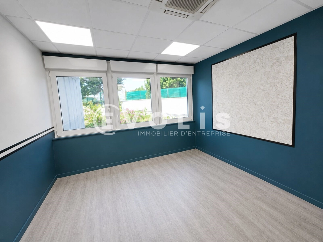 Photo 7 – vente Entrepôts / activités	VILLEURBANNE (69100)