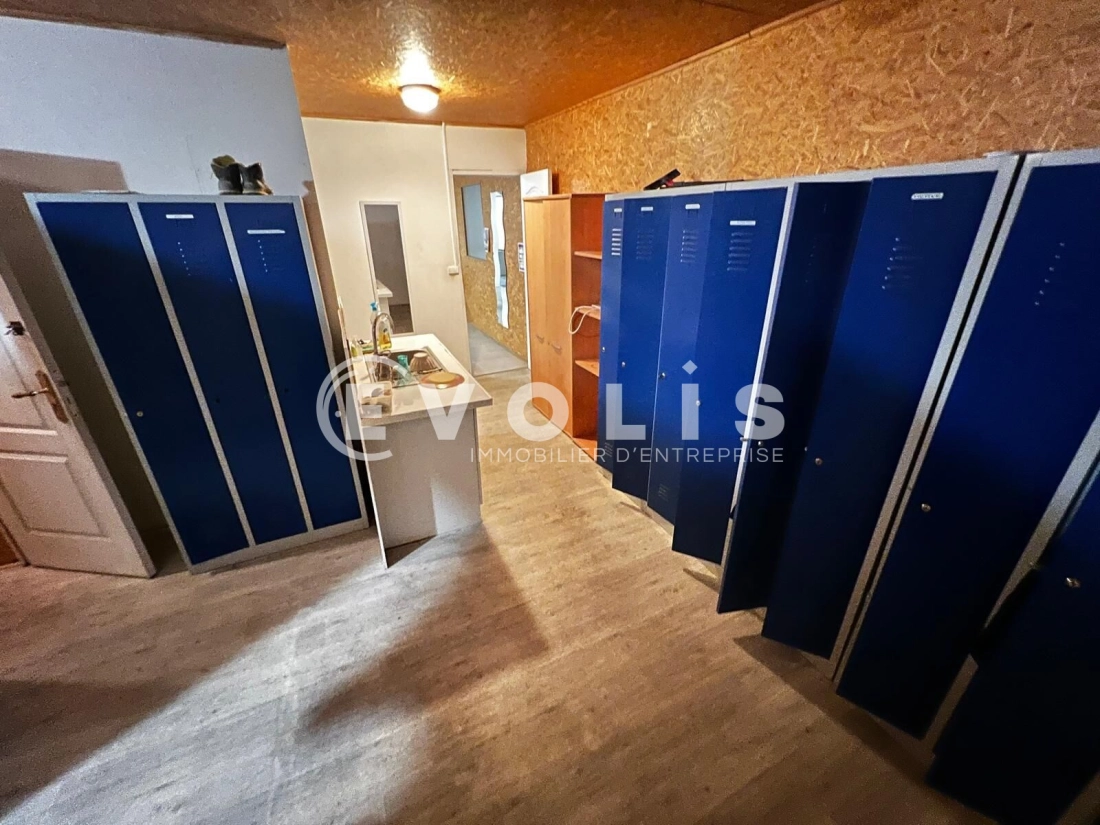 Photo 7 – location Entrepôts / activités	CHEPTAINVILLE (91630)