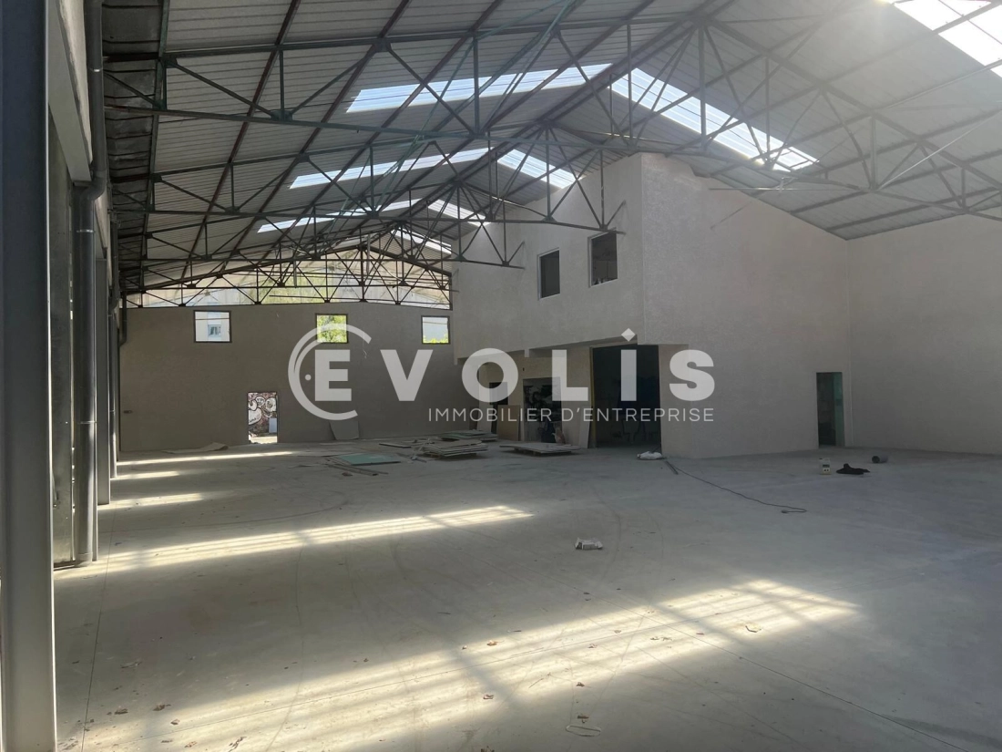 Photo 7 – location Entrepôts / activités	VILLEURBANNE (69100)