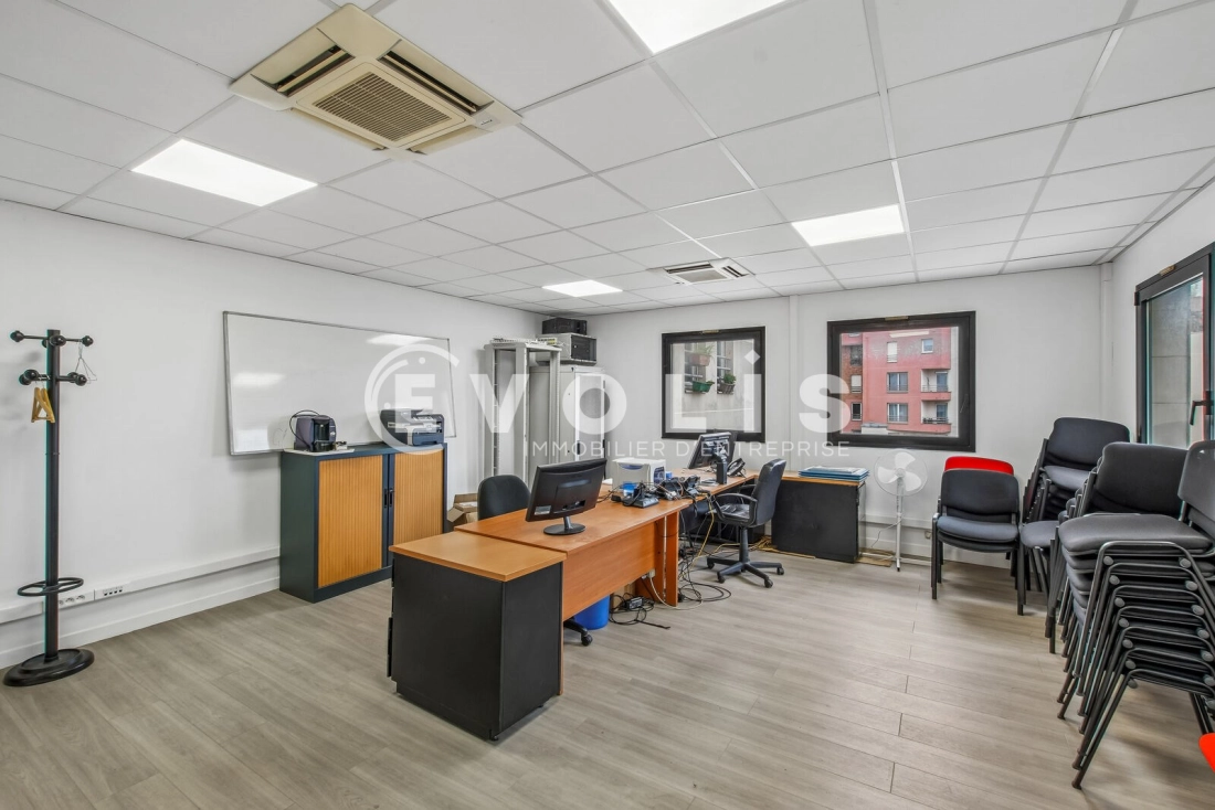 Photo 9 – location bureaux	LE KREMLIN BICETRE (94270)