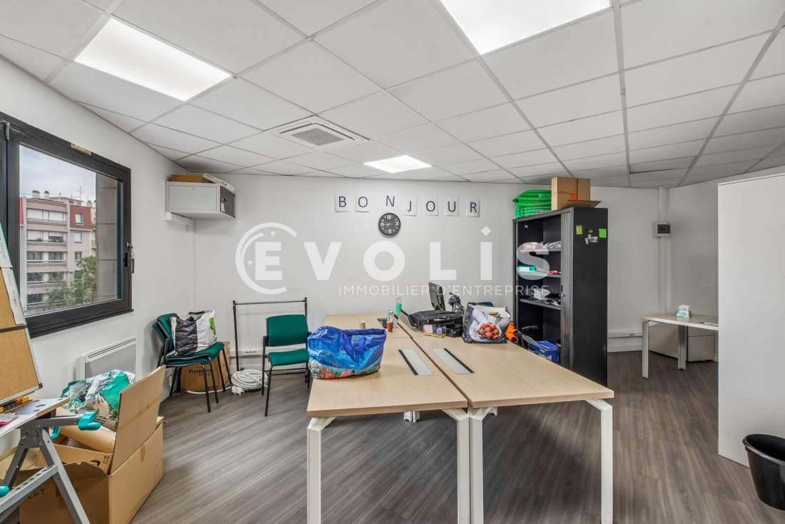Photo 10 – location bureaux	LE KREMLIN BICETRE (94270)