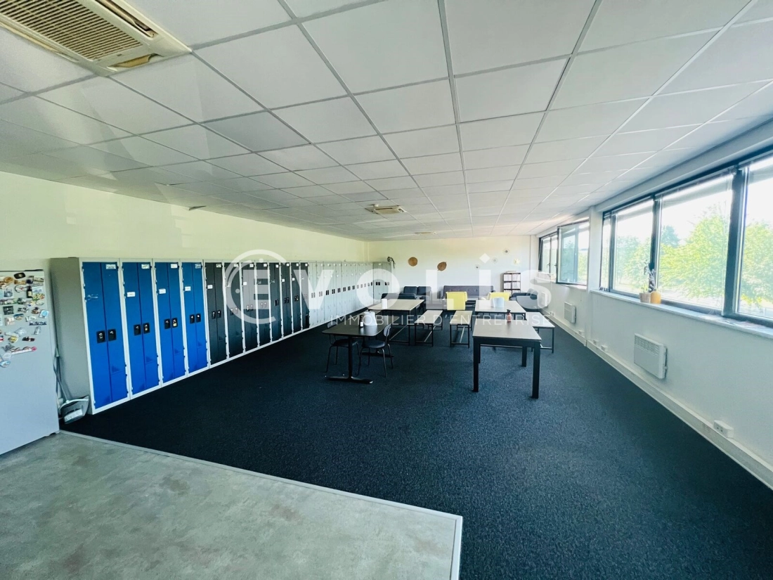 Photo 9 – location bureaux	COMBS LA VILLE (77380)