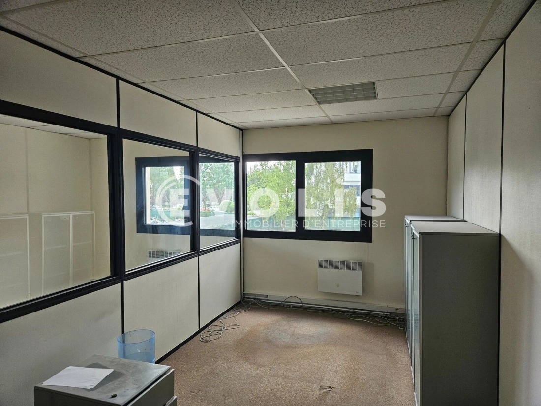 Photo 9 – location bureaux	LES ULIS (91940)