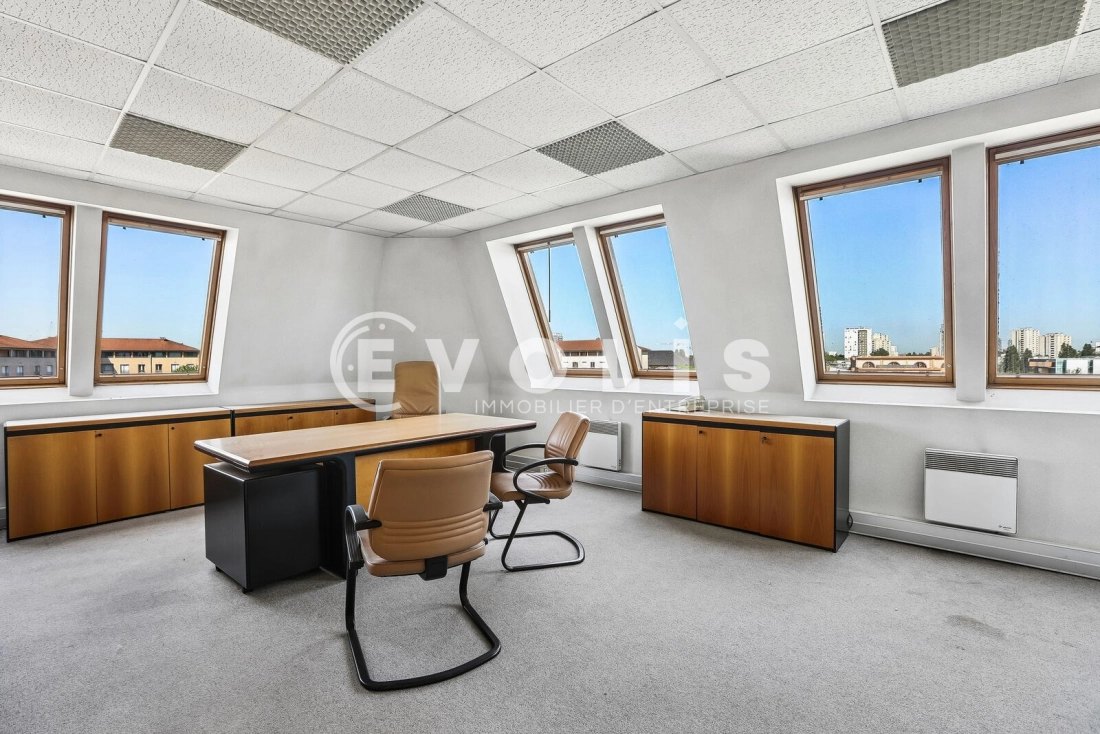 Photo 3 – location bureaux	VITRY SUR SEINE (94400)