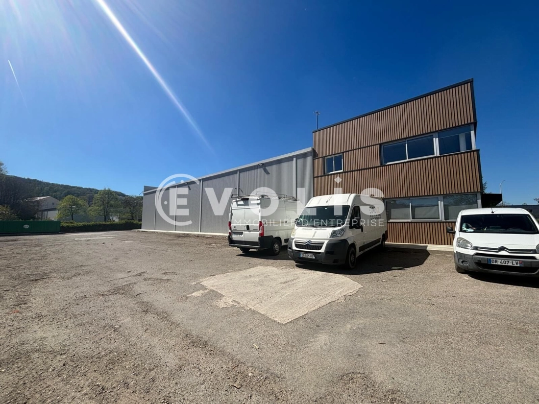 Photo 3 – location Entrepôts / activités	BOURGOIN JALLIEU (38300)
